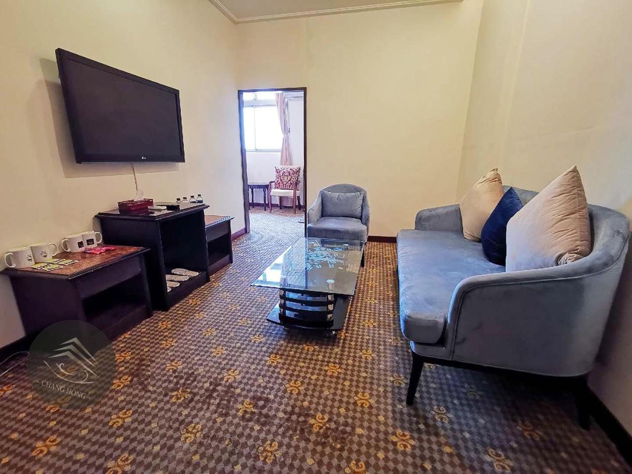Chang Hong Hotel Jinning Ngoại thất bức ảnh